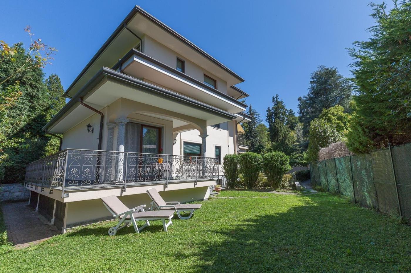 La Petite Dame - Lake Maggiore - 100 M From The Lake Verbania Exterior foto